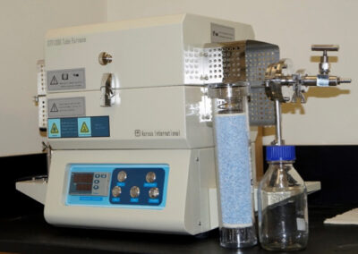 A lab machine is sitting on a counter.